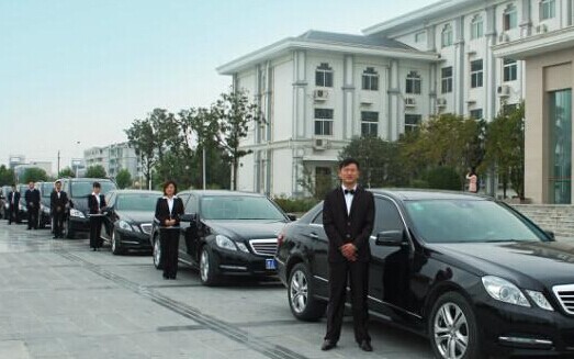成都租車、買車誰(shuí)更好
